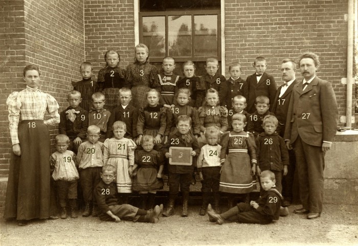 3e klas van de Openbare Lagere School, die in 1928